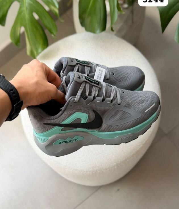 ennis Nike Structure Hombre.