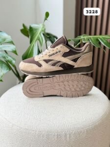 REEBOK CLASSIC