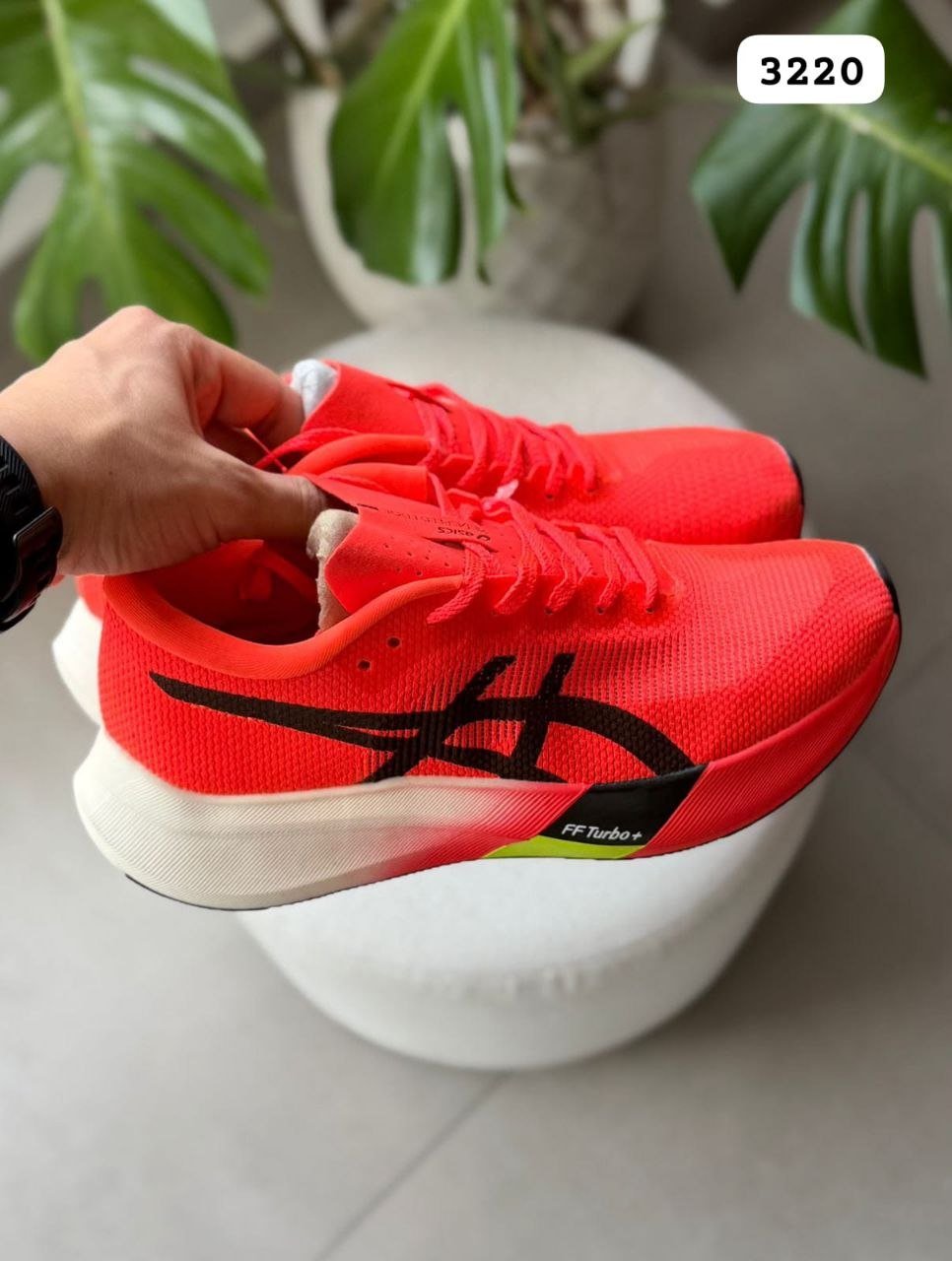 ASICS TURBO
